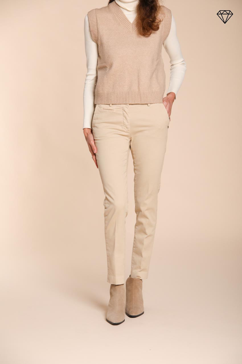 Foto 1 New York Slim pantalone chino donna in raso slim fit ①