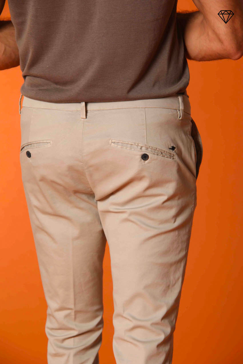 Osaka men's chino pants in fine cotton and tencel tricotine carrot fit ①
