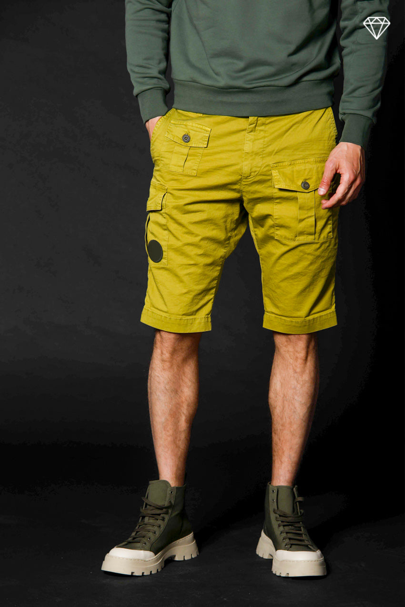 Immagine 1 di George bermuda cargo uomo limited edition in cotone stretch carrot fit  di Mason's