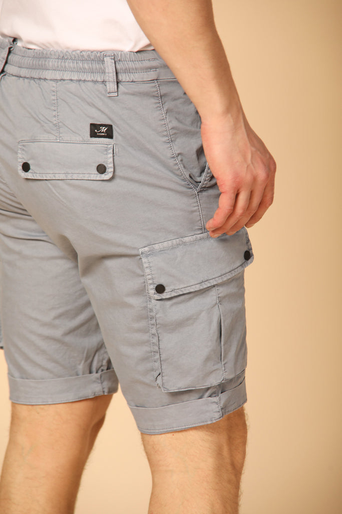 Image 4 of men's cargo Bermuda shorts, Chile Athleisure model, in azure, carrot fit by Mason's