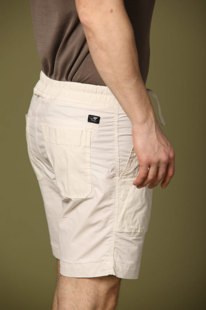 Image 5 of men's chino Bermuda shorts, Taormina Summer model, in stucco color, regular fit by Mason's