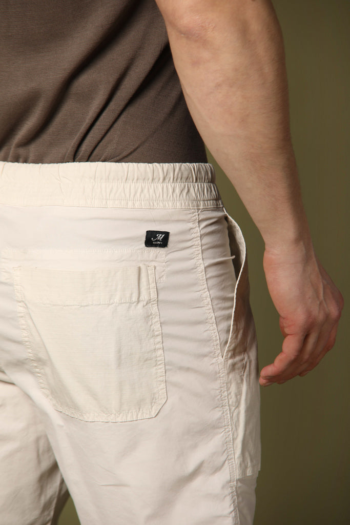 Image 4 of men's chino Bermuda shorts, Taormina Summer model, in stucco color, regular fit by Mason's