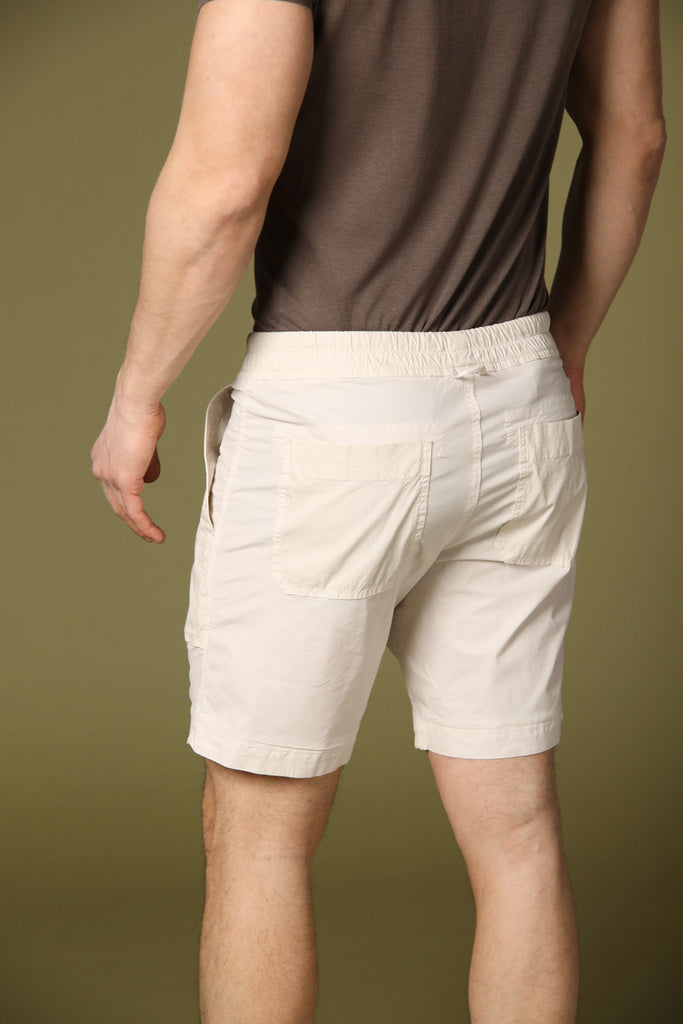 Image 6 of men's chino Bermuda shorts, Taormina Summer model, in stucco color, regular fit by Mason's