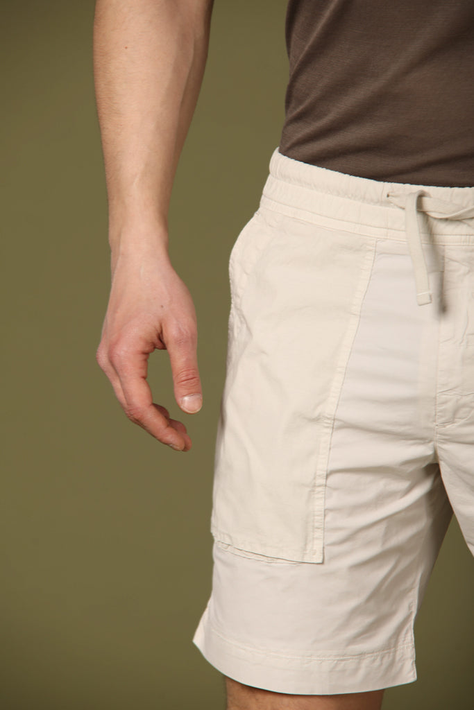 Image 3 of men's chino Bermuda shorts, Taormina Summer model, in stucco color, regular fit by Mason's