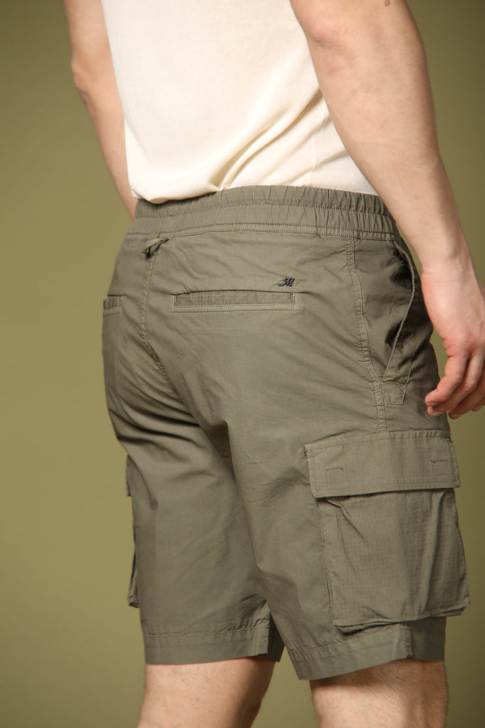 Image 5 of Mason's Forte Summer men's Bermuda cargo shorts in military green color, regular fit