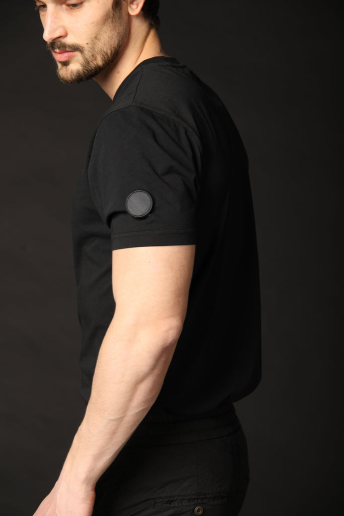 Image 3 of Mason's 'Tom MM' men's t-shirt in black, regular fit
