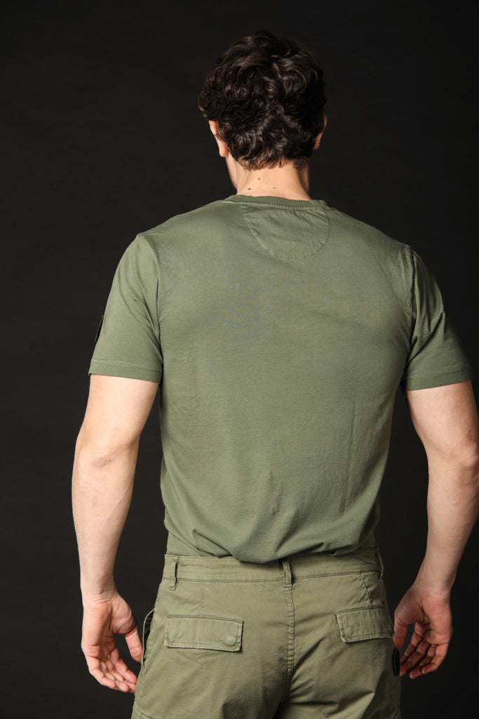 Image 4 of men's T-shirt model Tom MM in green, regular fit by Mason's