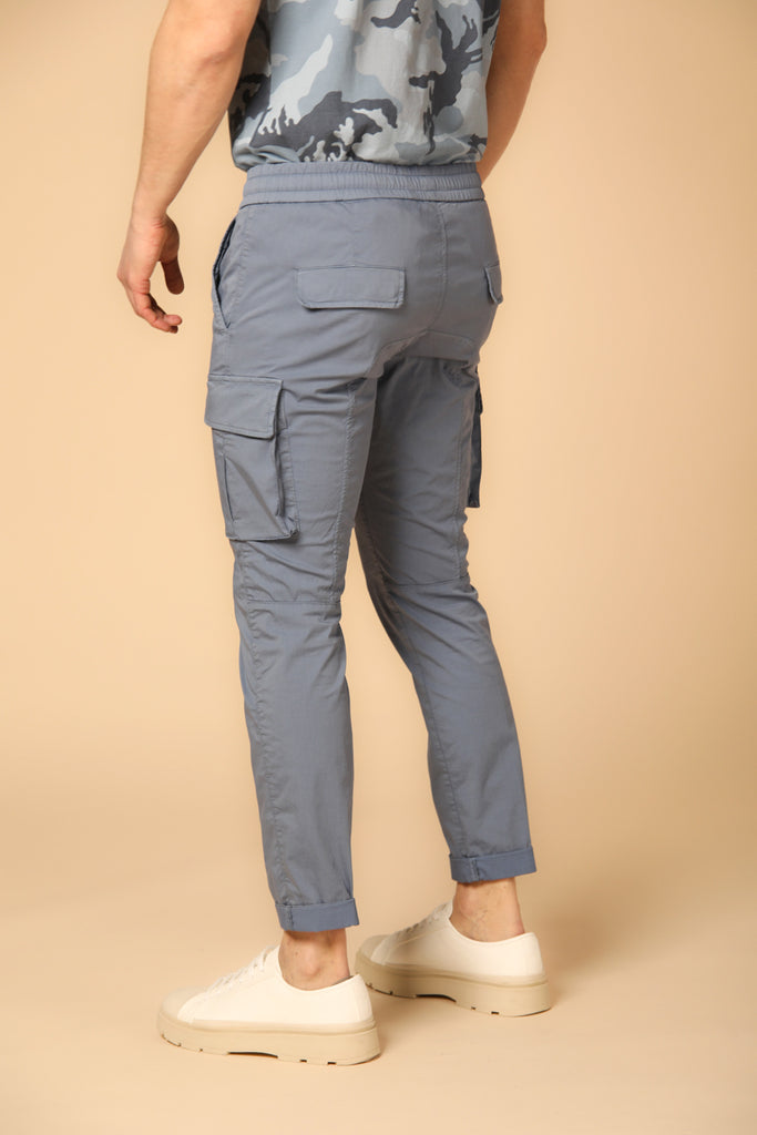 Image 5 of Mason's men's Chile Sporty City model cargo pants in azure, carrot fit