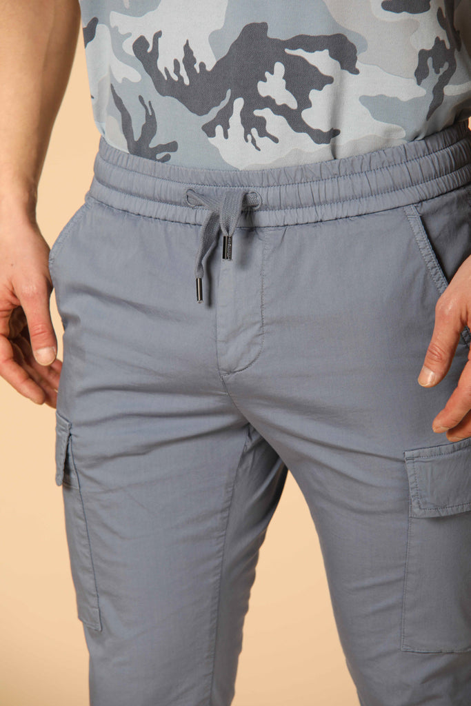Image 3 of Mason's men's Chile Sporty City model cargo pants in azure, carrot fit