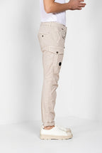 George Coolpocket Hose Cargo Jogger Herren aus Stretch-Gabardine Logo Edition carrot fit ①