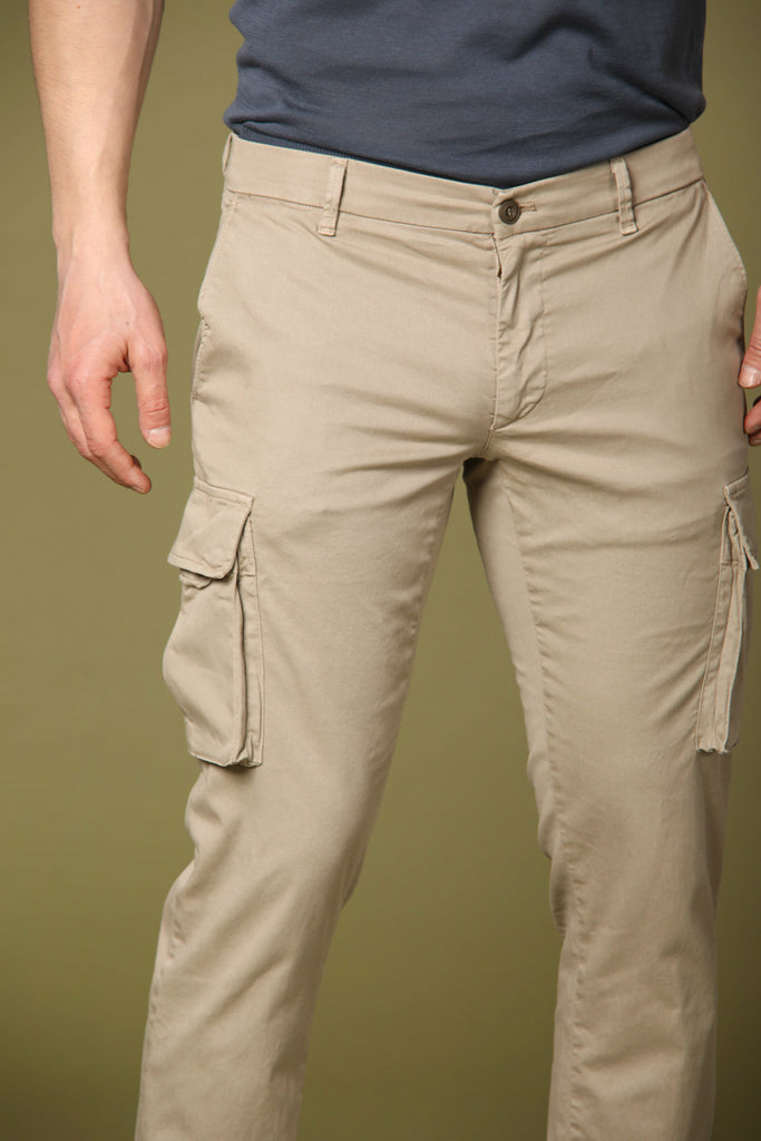 Image 3 of men's Chile City model cargo pants in light stucco, regular fit by Mason's