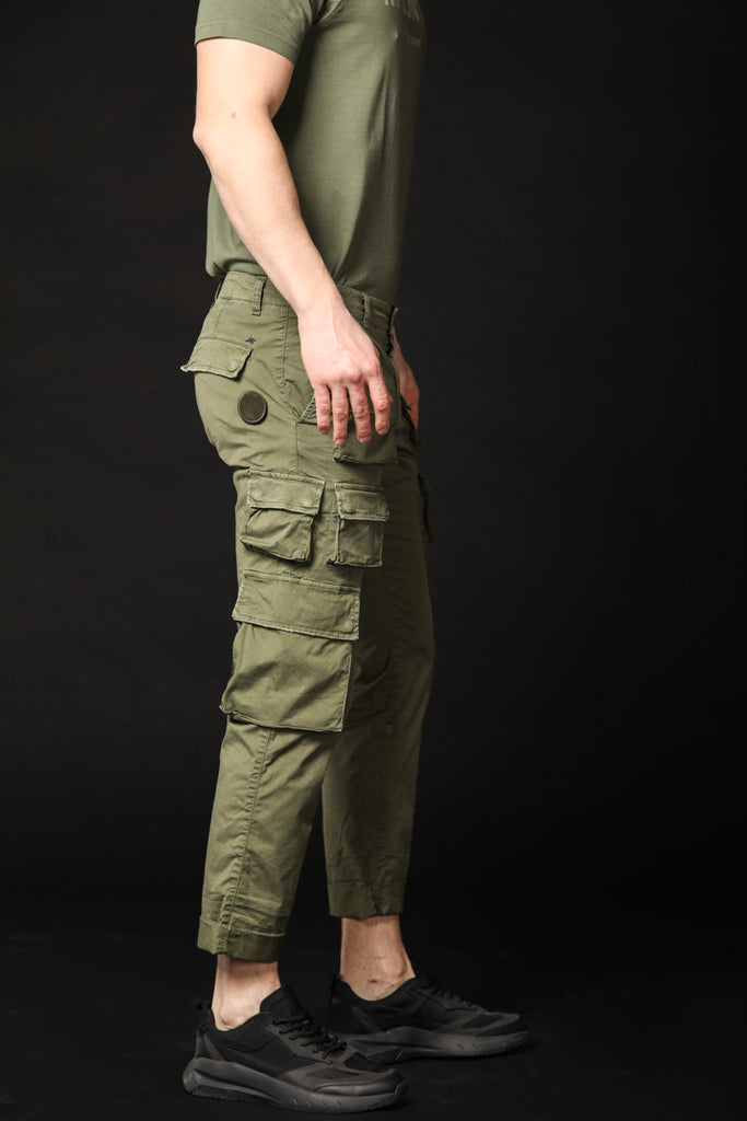 Image 3 of men's Caracas model cargo pants in green, regular fit by Mason's