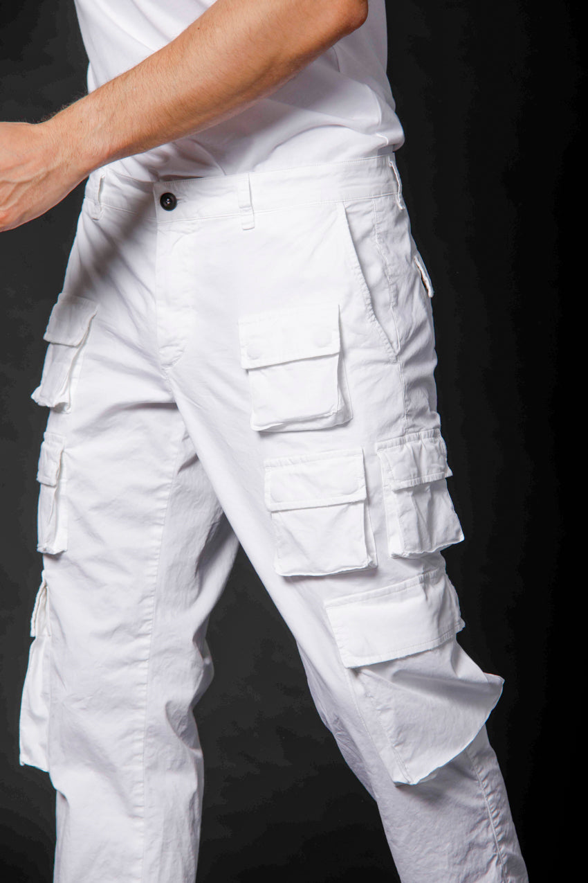 immagine 3 di pantalone cargo uomo in cotone stretch limited edition modello Caracas colore bianco di Mason's 