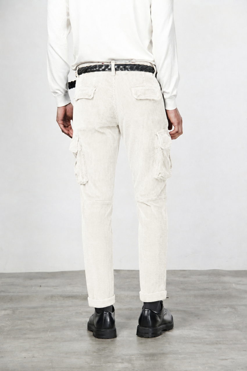 Chile Herren-Cargohose aus breit geripptem Samt mit regular fit