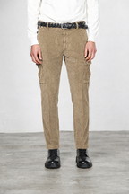 Chile Herren-Cargohose aus breit geripptem Samt mit regular fit