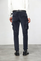 Chile men’s cargo pants in wide-wale velvet with regular fit
