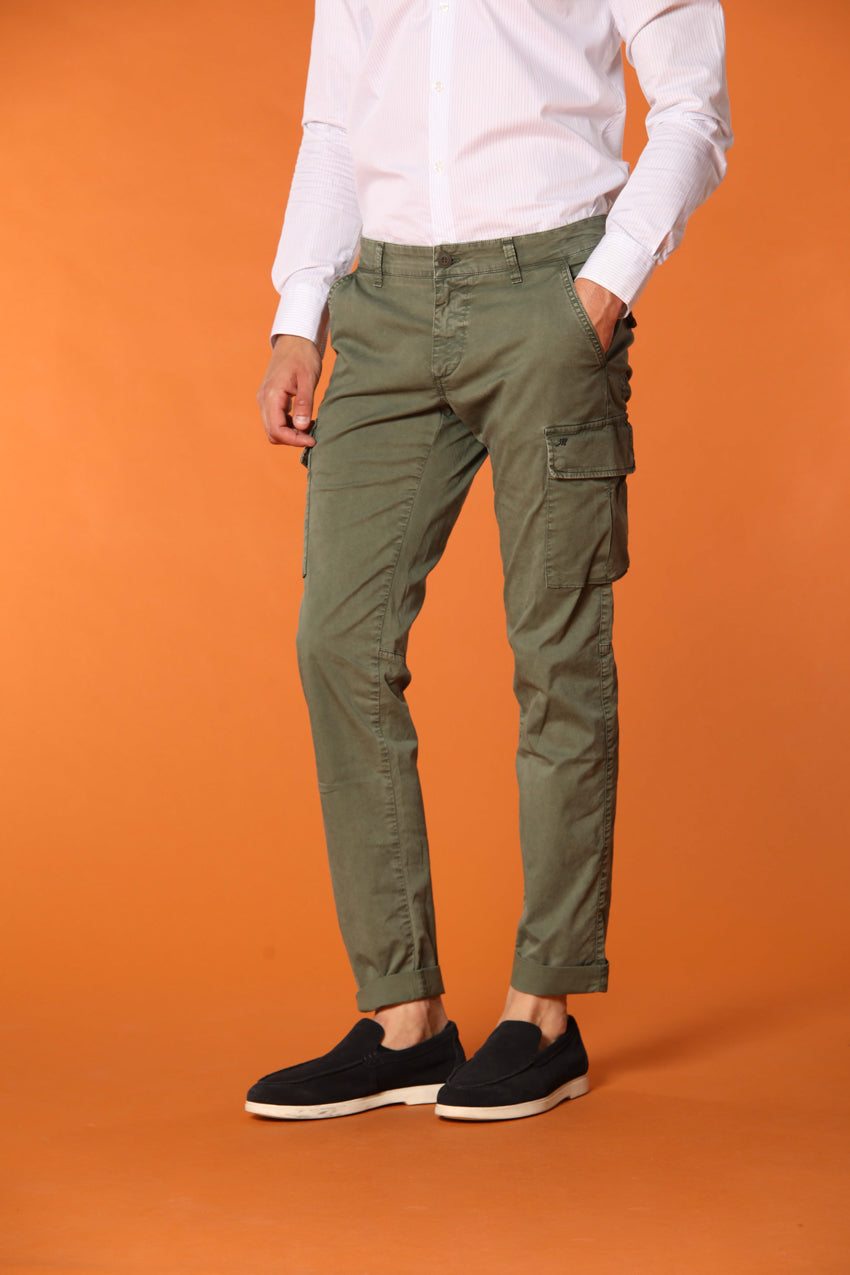 Chile Men's cargo pants in lightweight pima cotton twill  special washing  Extra-Slim Fit