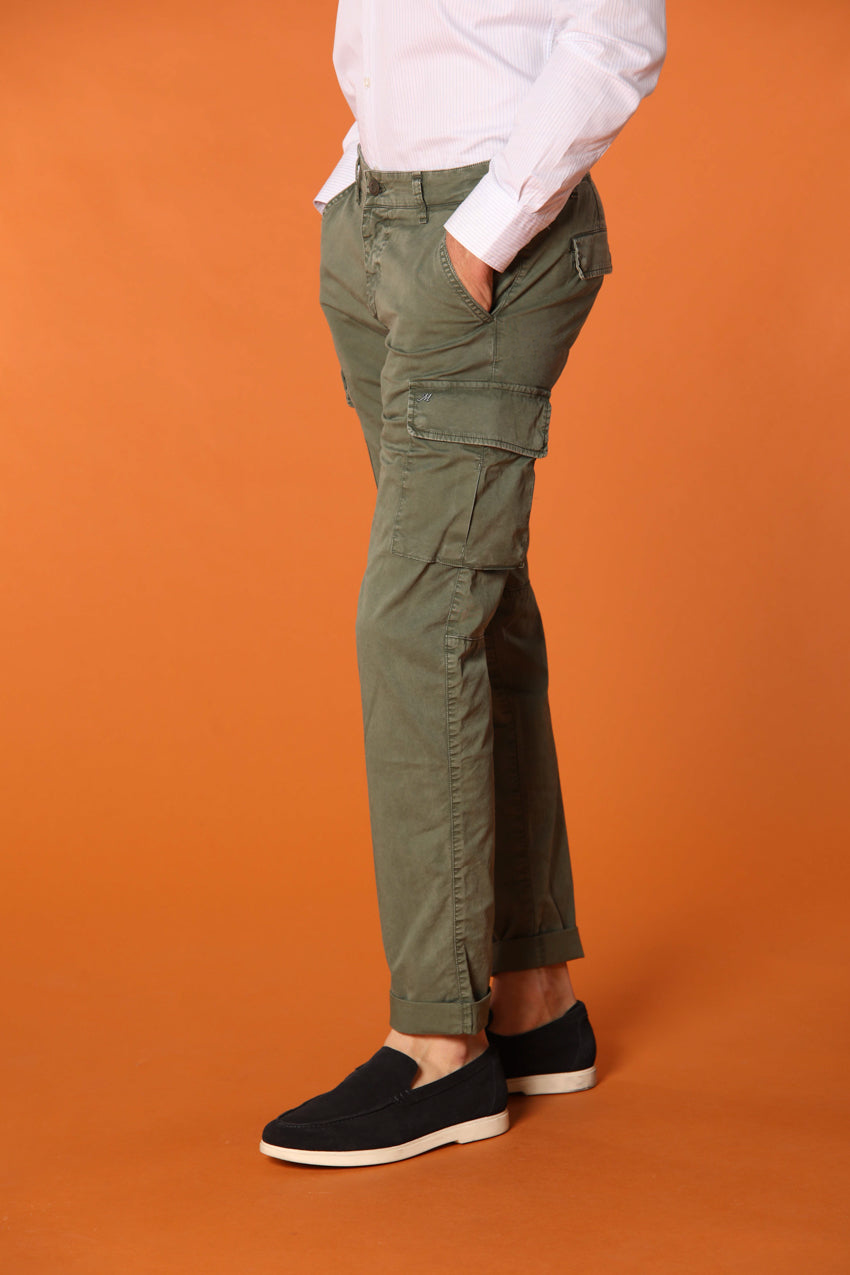 Chile Men's cargo pants in lightweight pima cotton twill  special washing  Extra-Slim Fit