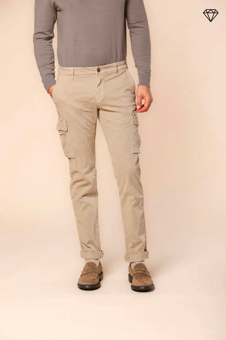 Chile Herren Cargohose aus Gabardine extra slim Fit ①