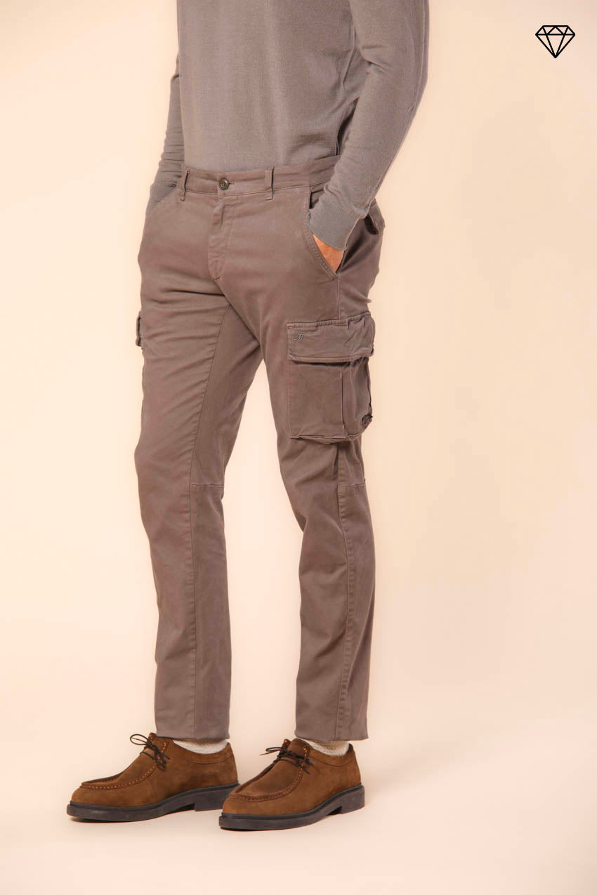 Chile Herren Cargohose aus Gabardine extra slim Fit ①