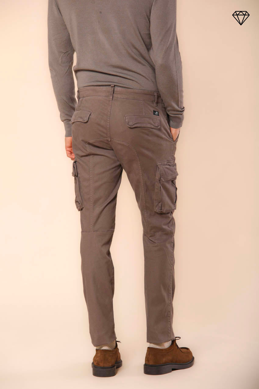 Chile Herren Cargohose aus Gabardine extra slim Fit ①