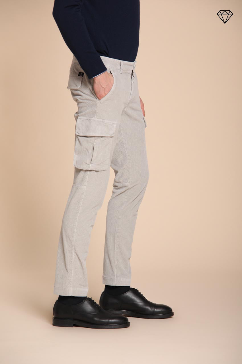 Chile Herren-Cargohose aus 500-rippigem Samt extra slim fit ①