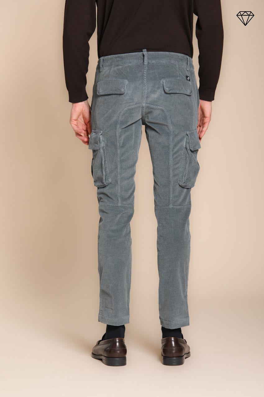 Chile Herren-Cargohose aus 500-rippigem Samt extra slim fit ①