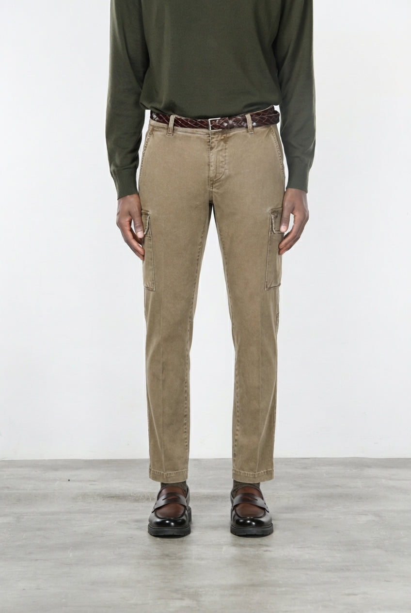 Chile men’s cargo pants in stretch gabardine, extra slim fit ①