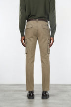 Chile men’s cargo pants in stretch gabardine, extra slim fit ①