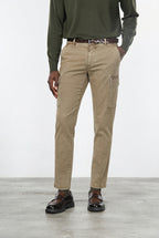 Chile men’s cargo pants in stretch gabardine, extra slim fit ①