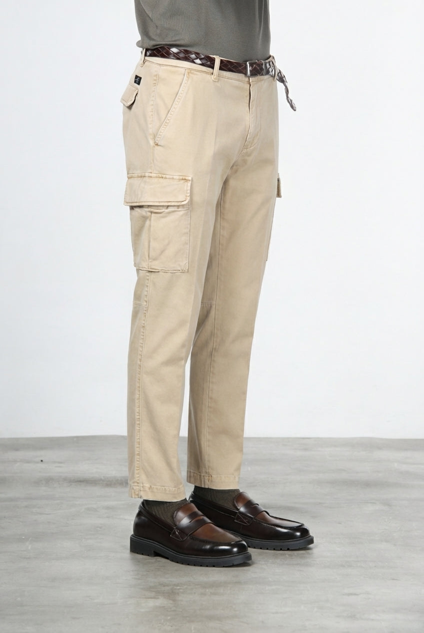 Chile men’s cargo pants in stretch gabardine, extra slim fit ①