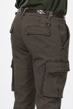 Chile men’s cargo pants in stretch gabardine with extra slim fit ①
