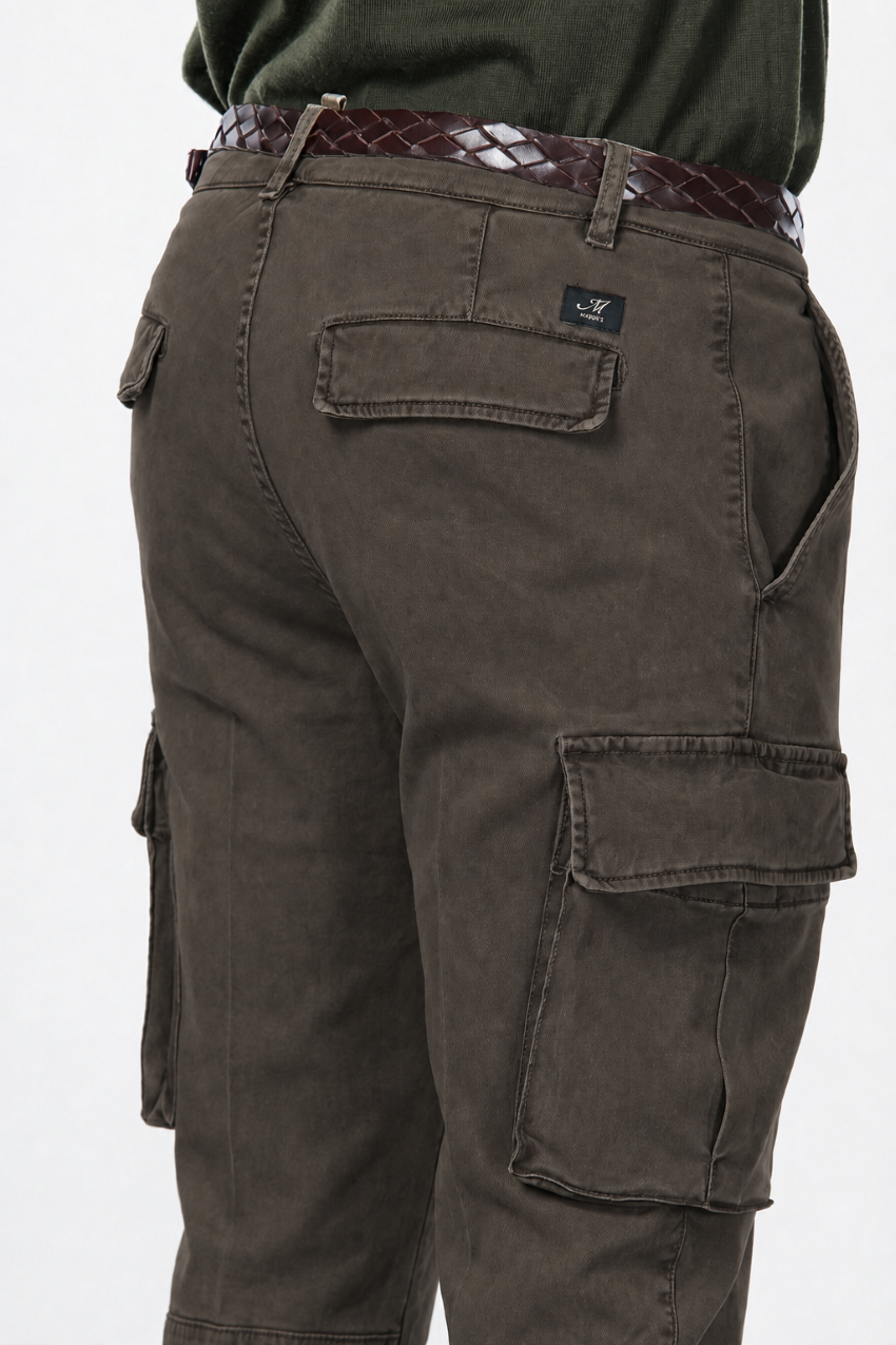 Chile men’s cargo pants in stretch gabardine with extra slim fit ①
