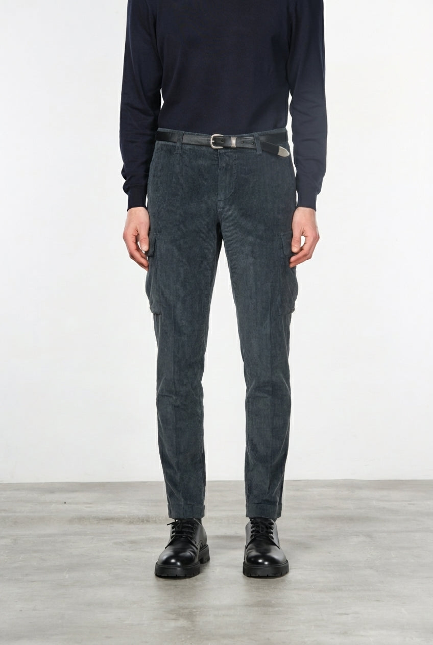 Chile men's cargo pants in 500-wale corduroy, extra slim fit ①