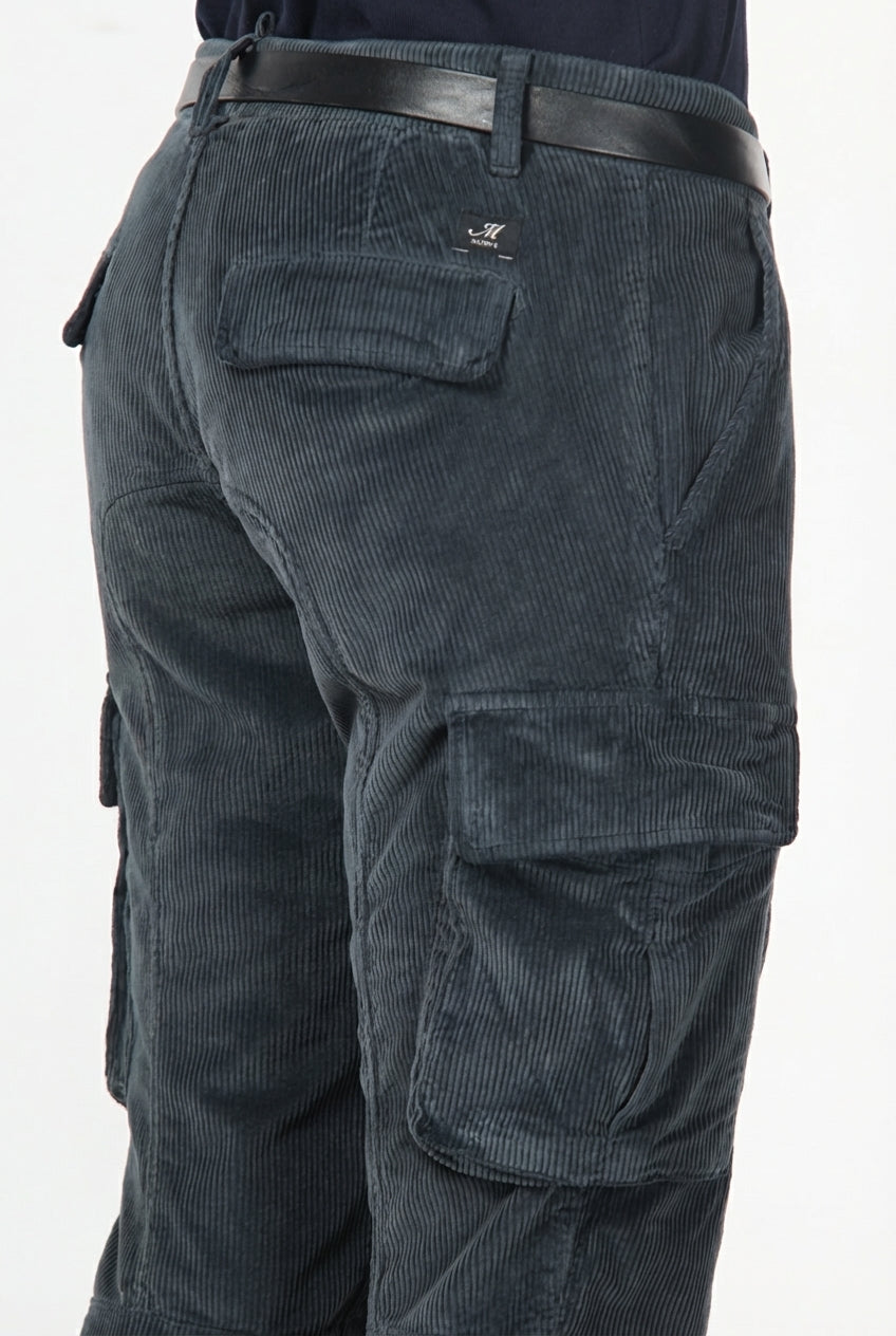 Chile men's cargo pants in 500-wale corduroy, extra slim fit ①