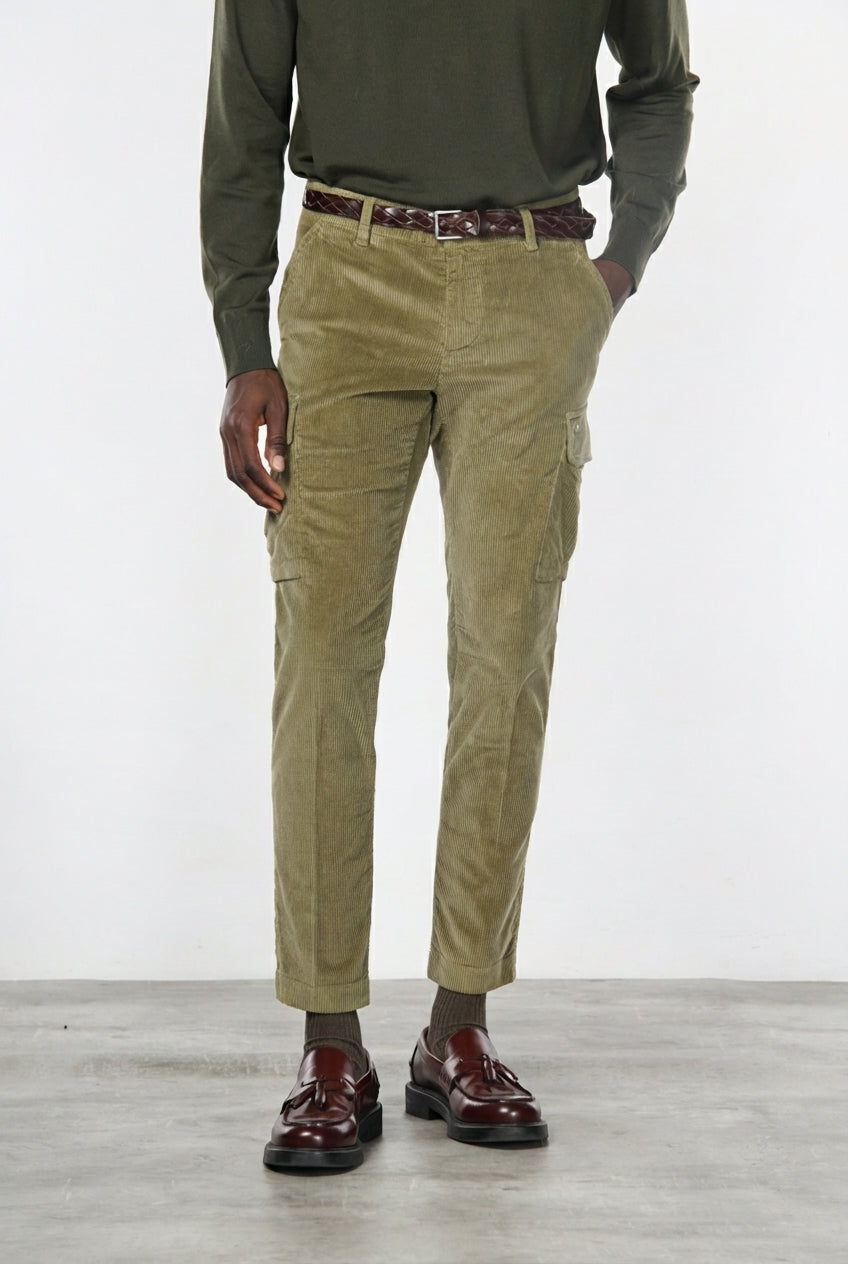 Chile men’s cargo trousers in 500-wale corduroy, extra slim fit ①