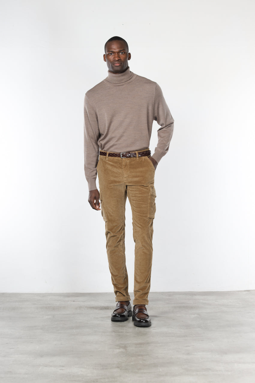 Chile men's cargo trousers/pants in 500-wale corduroy, extra slim fit ①