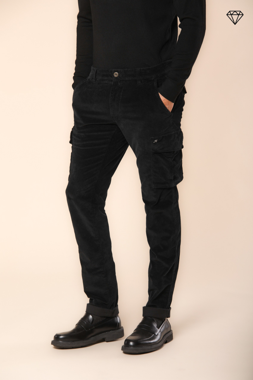 Chile men's cargo trousers in 500-wale corduroy extra slim fit ①