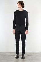 George Coolpocket men's cargo pants in gabardine, carrot fit ①
