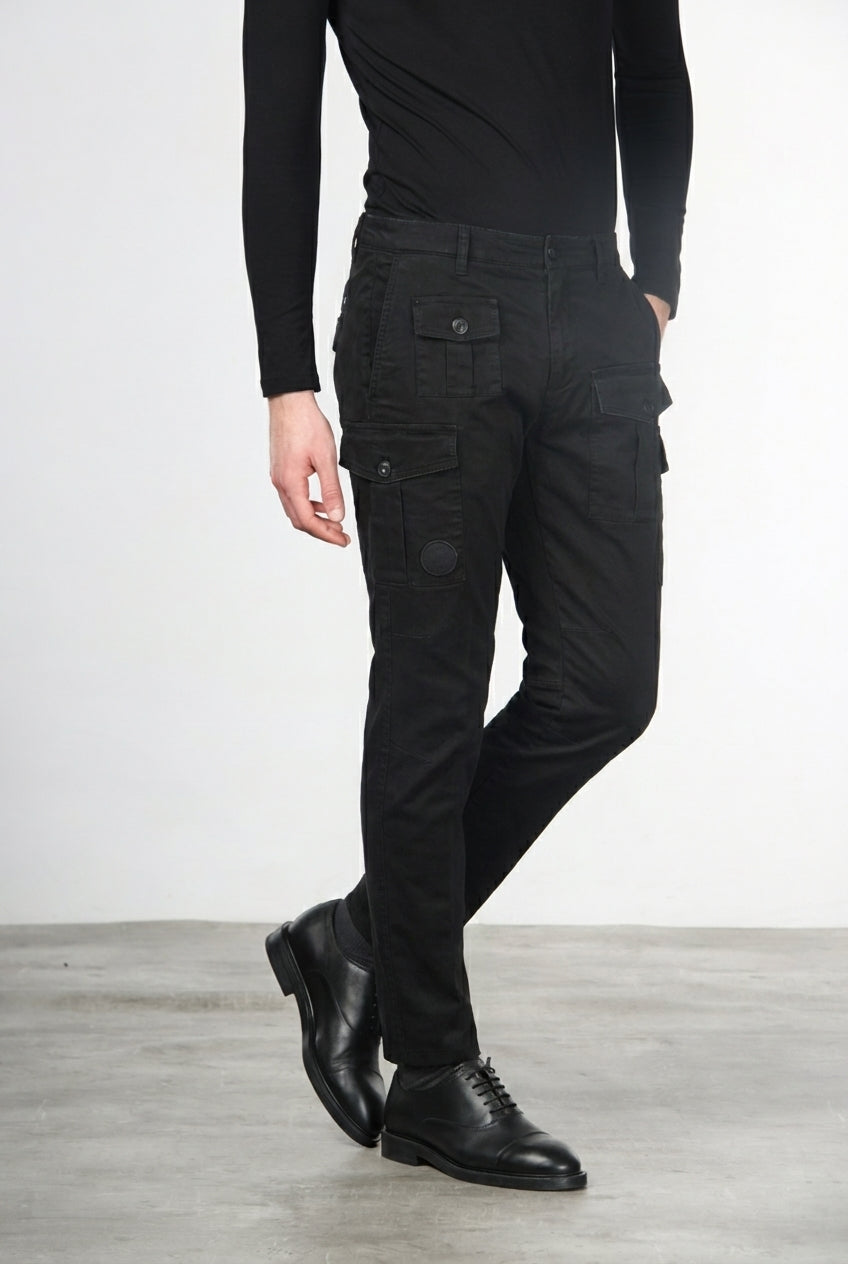 George Coolpocket men's cargo pants in gabardine, carrot fit ①
