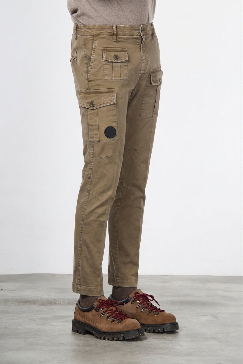George Coolpocket men’s cargo pants in gabardine with carrot fit ①
