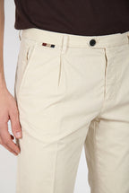Osaka 1 Pince Delamere Hose Chino Herren aus Stretch-Gabardine carrot fit