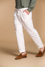 Pinces 22 men's chino pants in Oxford canvas with a relaxed fit