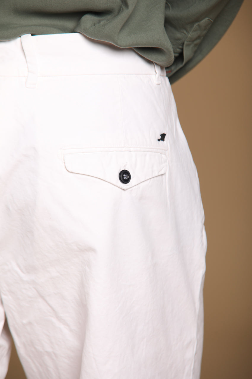 Pinces 22 men's chino pants in Oxford canvas with a relaxed fit