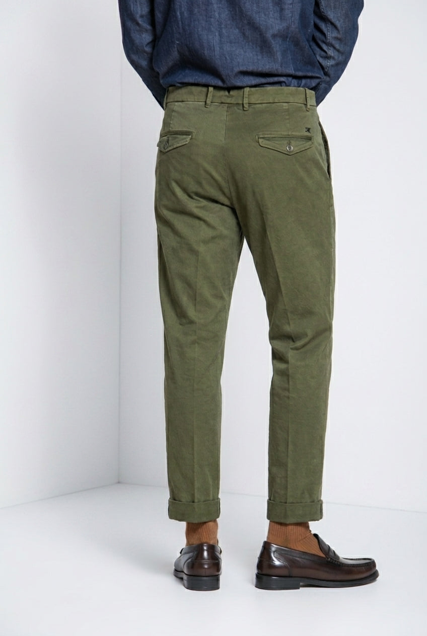Pinces Herren-Chinohose aus Gabardine relaxed fit