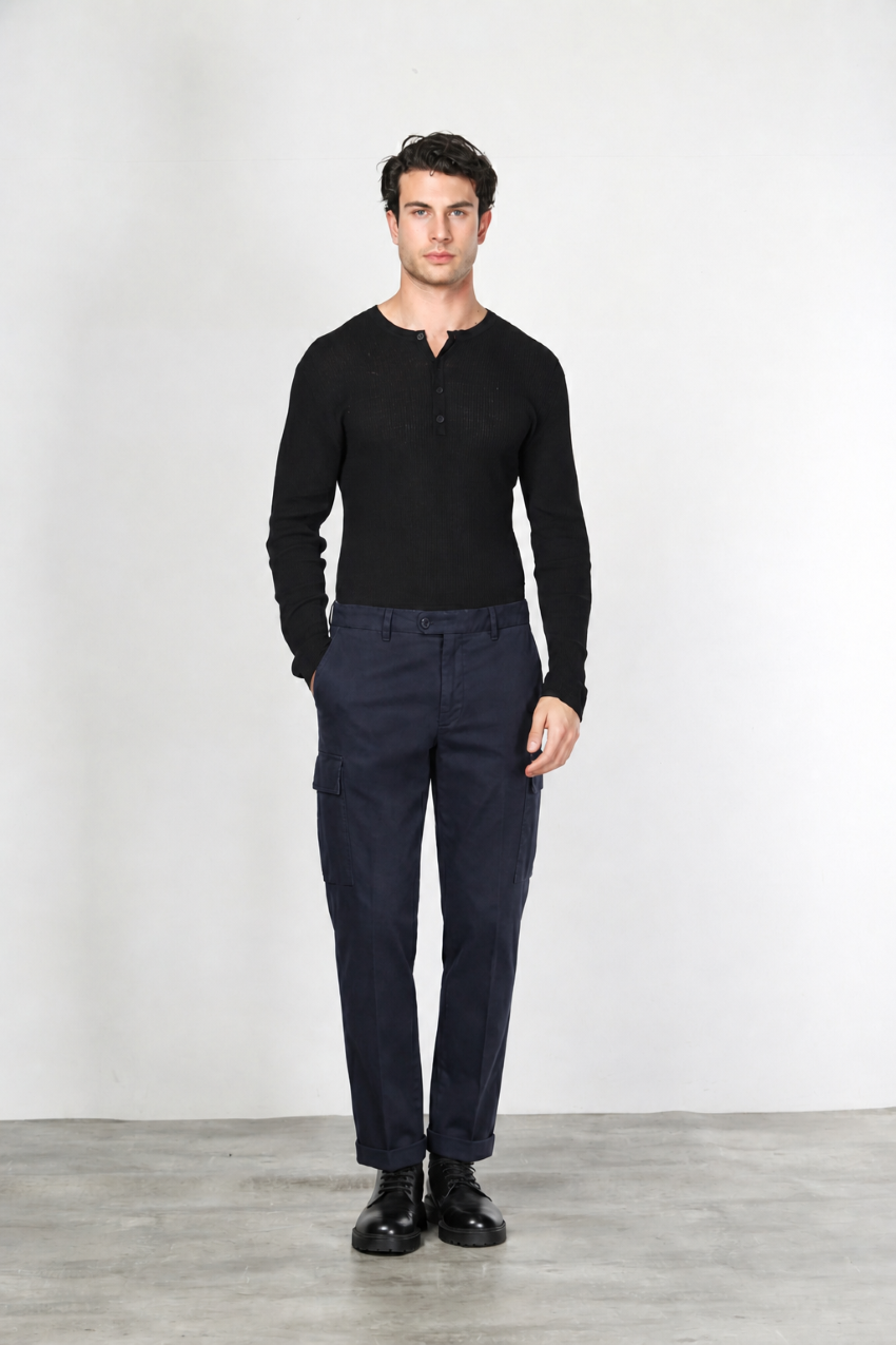 Chile men’s cargo pants in gabardine with carrot fit
