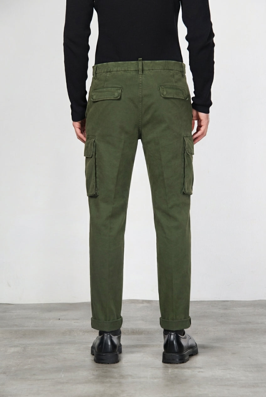 Chile men’s cargo pants in gabardine with carrot fit