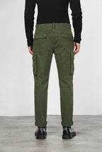 Chile men’s cargo pants in gabardine with carrot fit