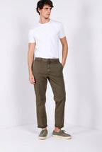 Madison M74 pantalon chino homme en twill léger stretch carrot fit