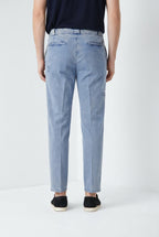 Madison M74 Hose Chino Herren aus leichtem Stretch-Twill carrot fit